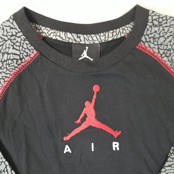 Nike Boys Size 4 Air Jordan Set Therma-Fit Shirt and Pant Outfit Black NWT - Picture 3 of 6